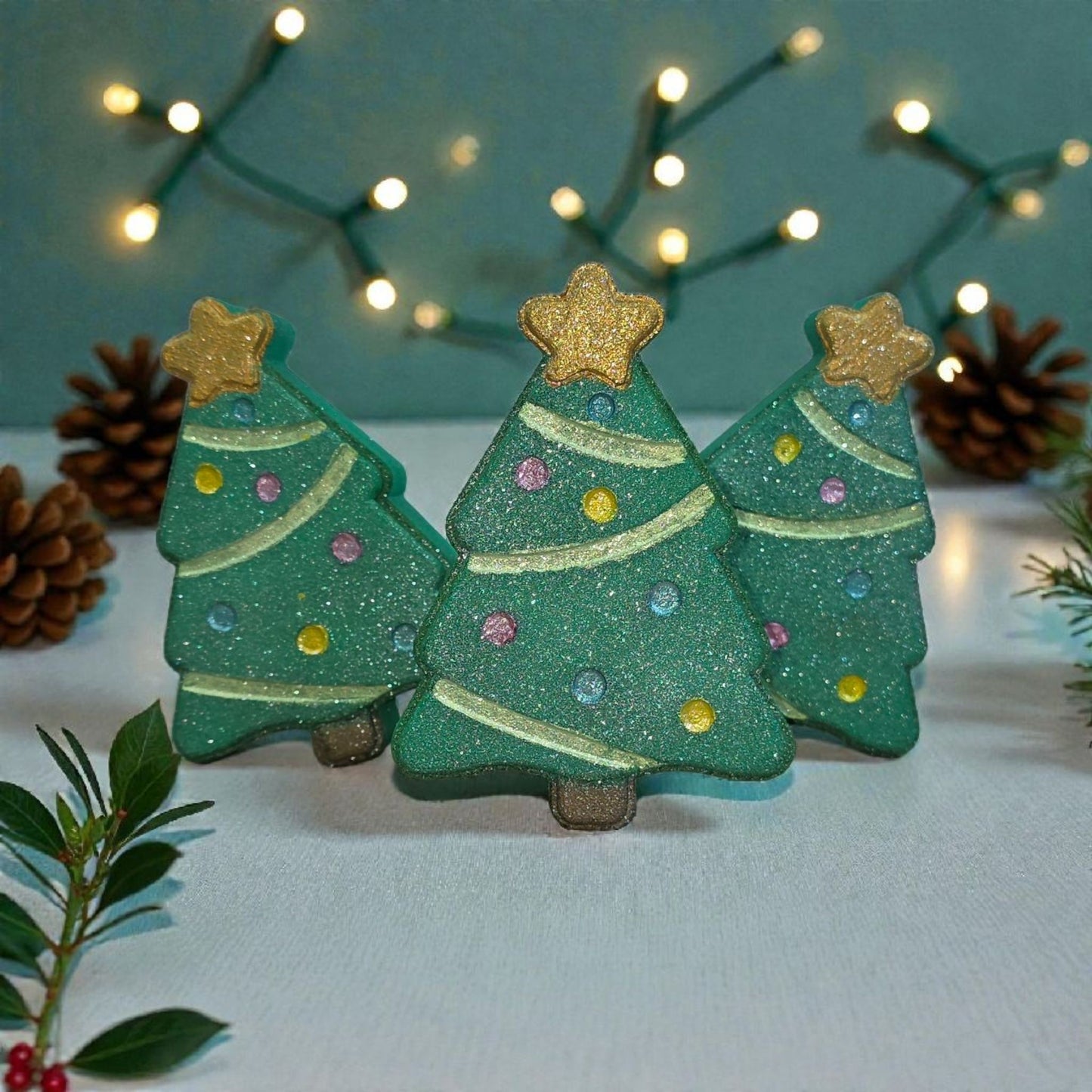 Christmas Tree Bath Bomb – Green Apple & Green Tea Cucumber